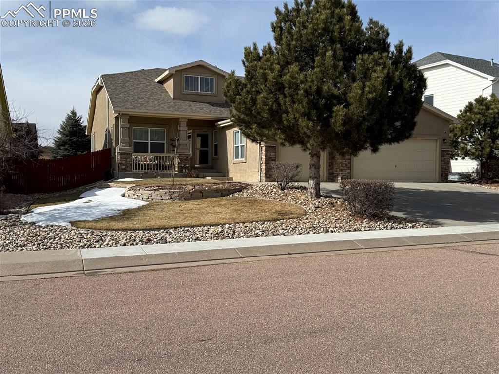 Image 2 of 3: Front of Structure