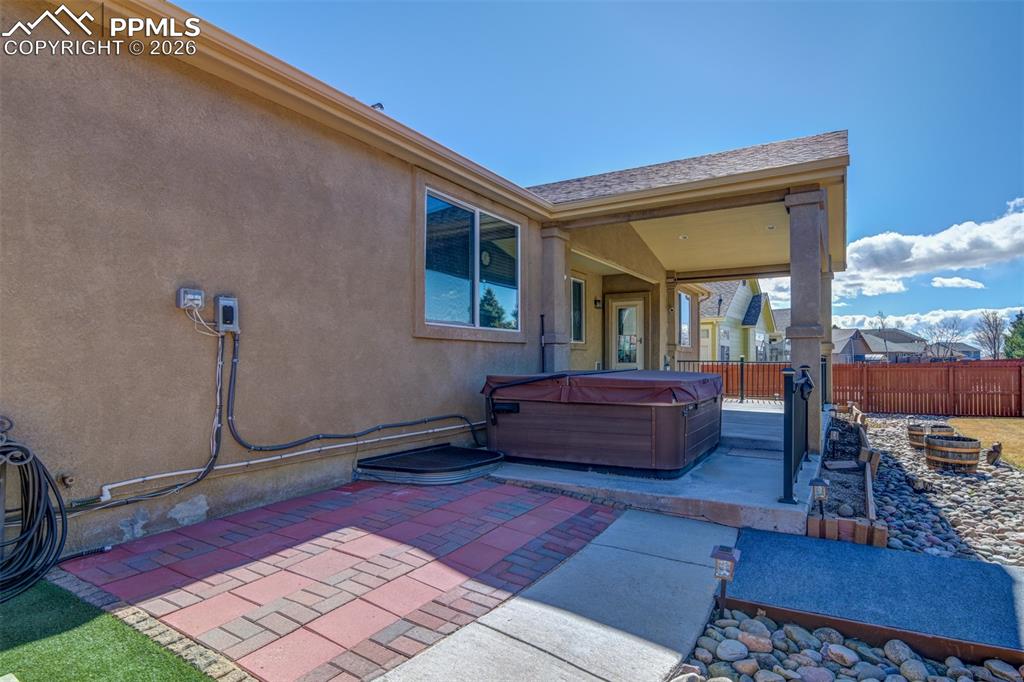 Image 47 of 50: Patio