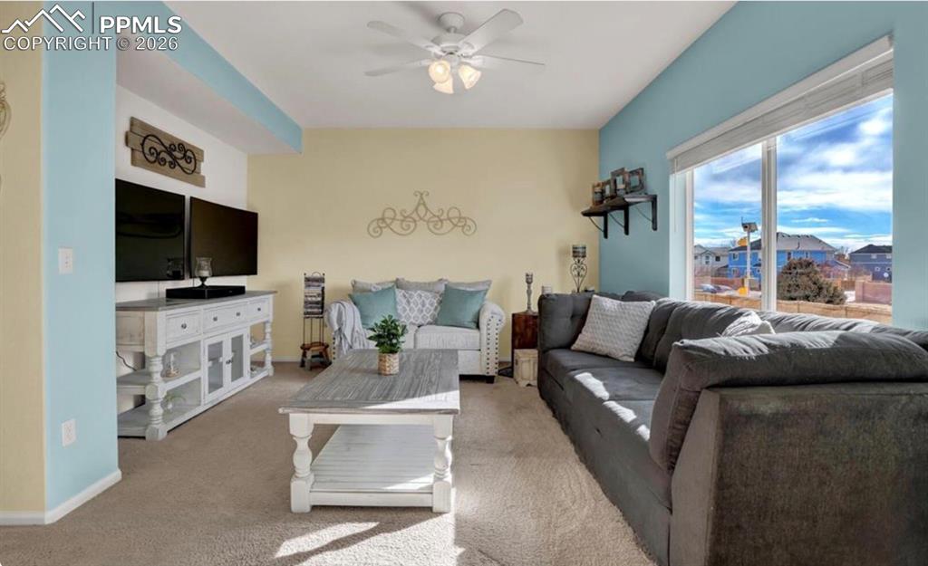 Image 14 of 26: Living Room