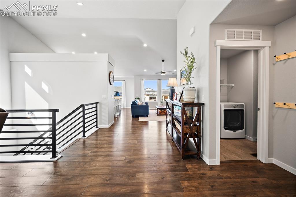 Image 2 of 50: Entry