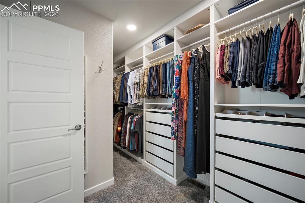 Image 24 of 50: Closet