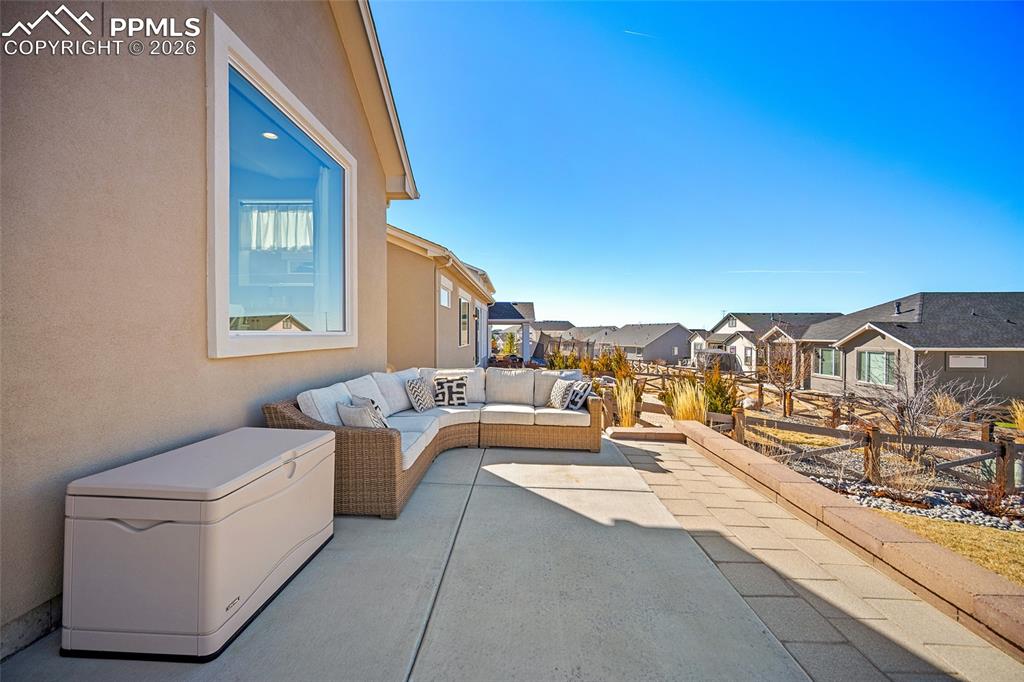 Image 43 of 50: Patio