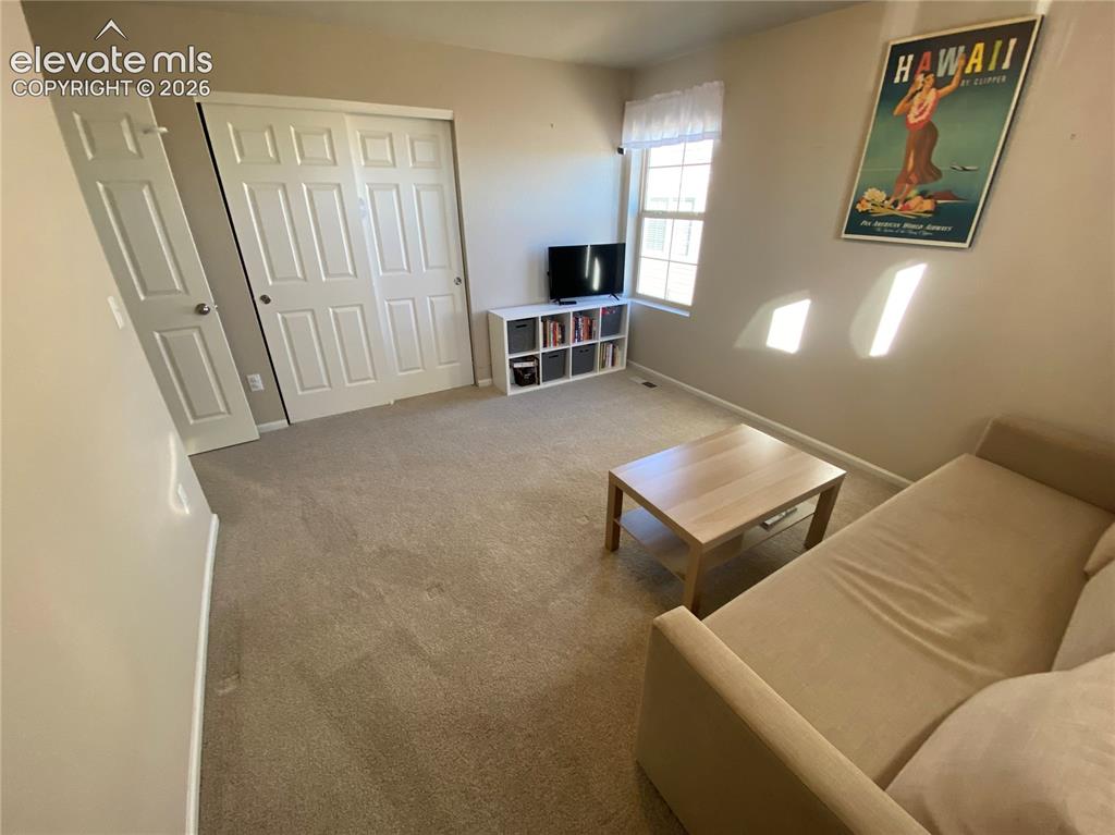 Image 9 of 25: Living Room