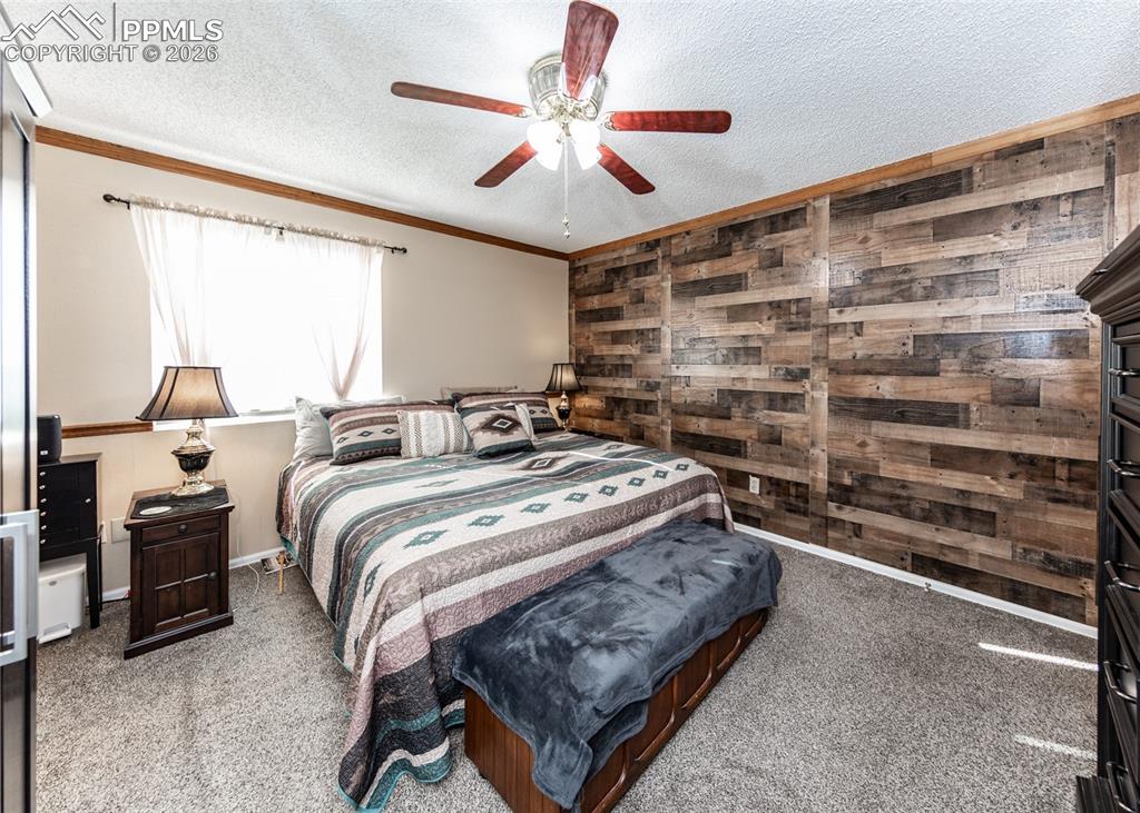 Image 29 of 48: Bedroom