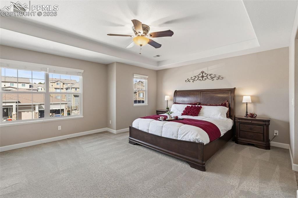 Image 12 of 32: Bedroom