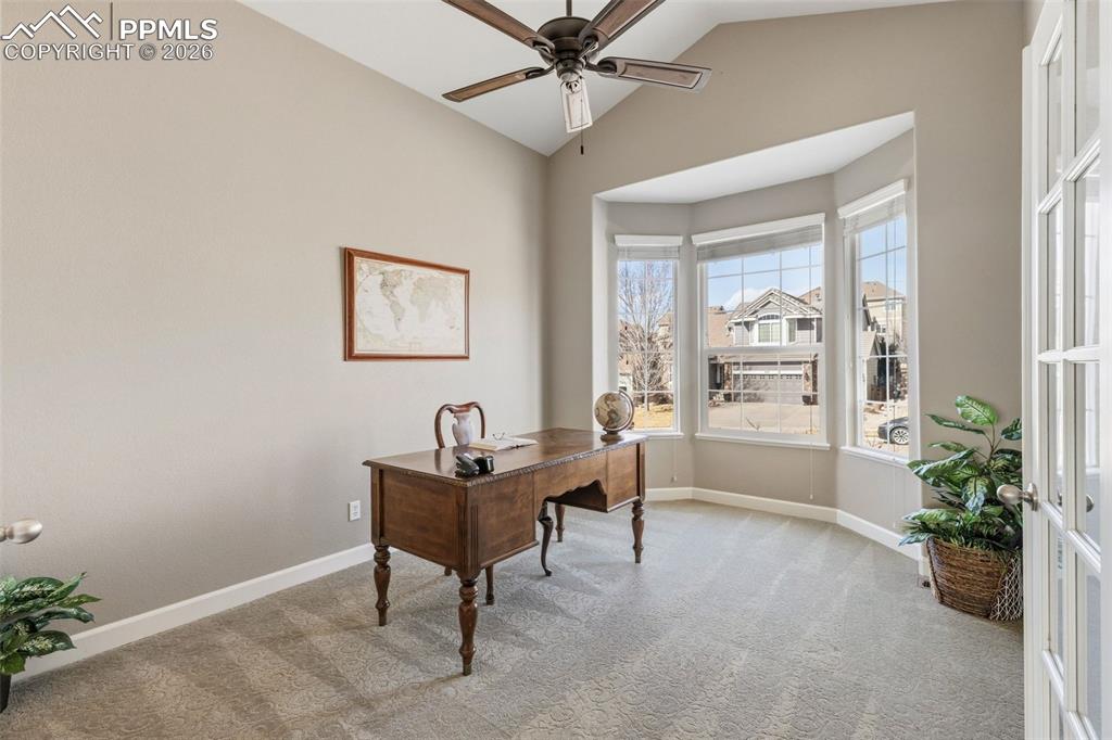 Image 6 of 32: Office