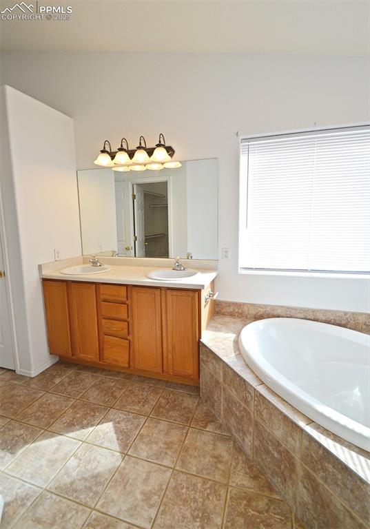 Image 19 of 46: Master Bathroom