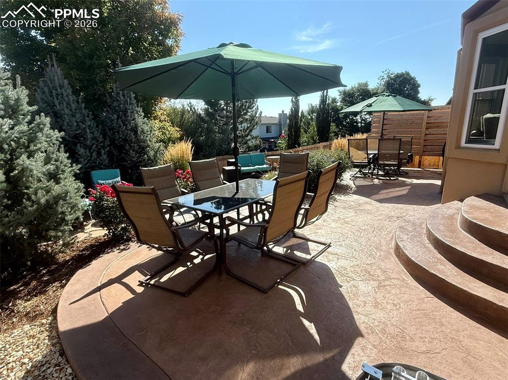 Image 43 of 50: Patio