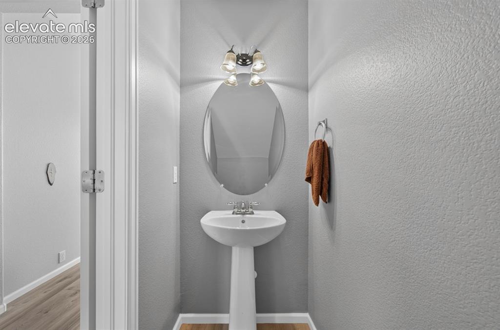 Image 12 of 26: Bathroom