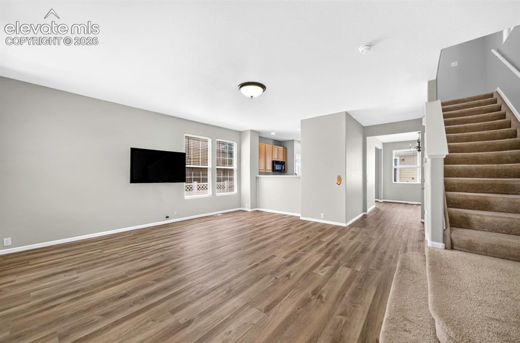 Image 4 of 26: Living Room