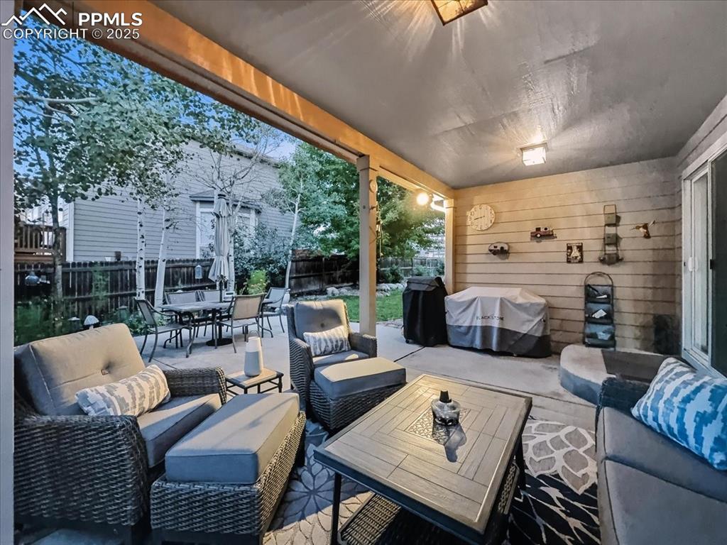 Image 15 of 41: Patio