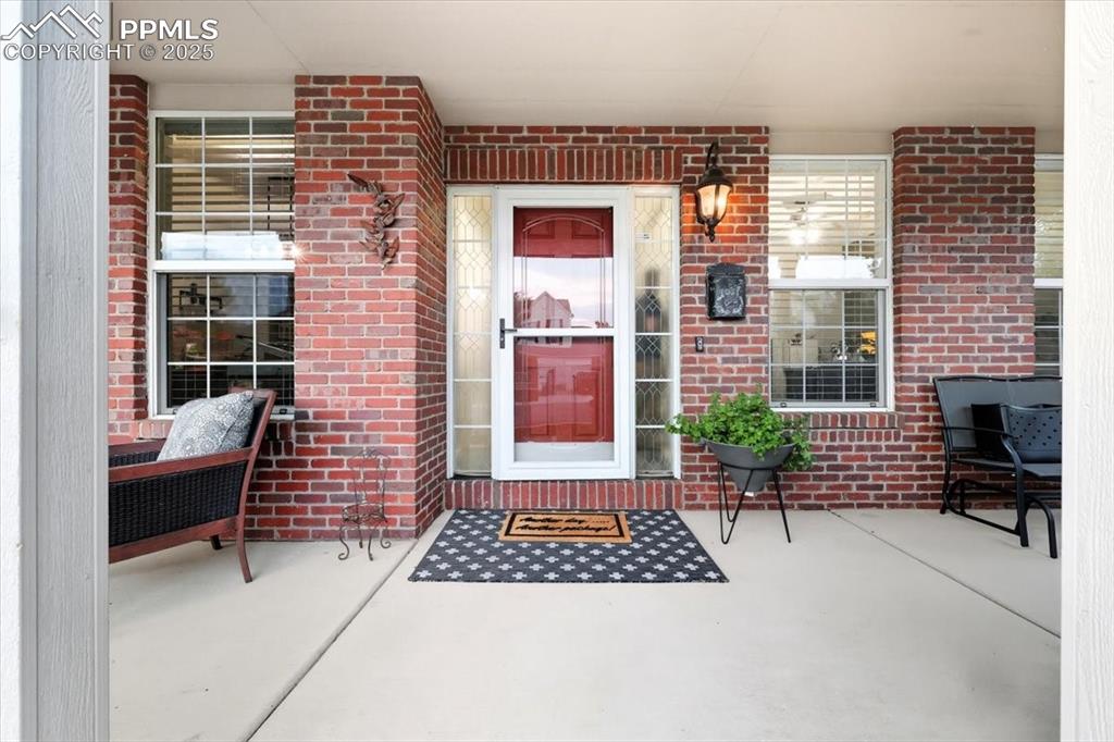 Image 5 of 41: Entry