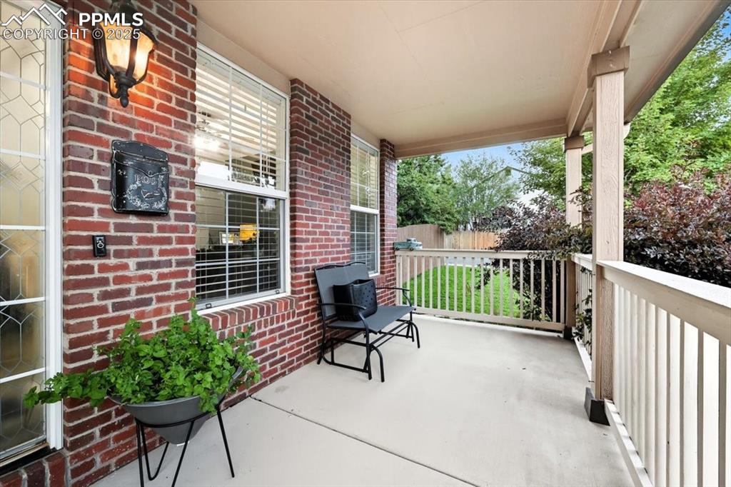 Image 6 of 41: Patio