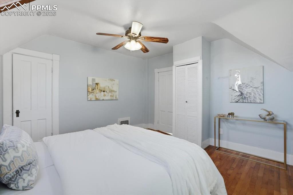 Image 24 of 48: Master Bedroom