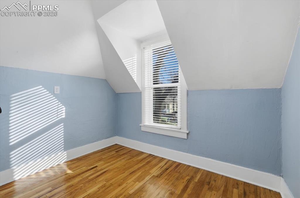 Image 29 of 48: Bedroom