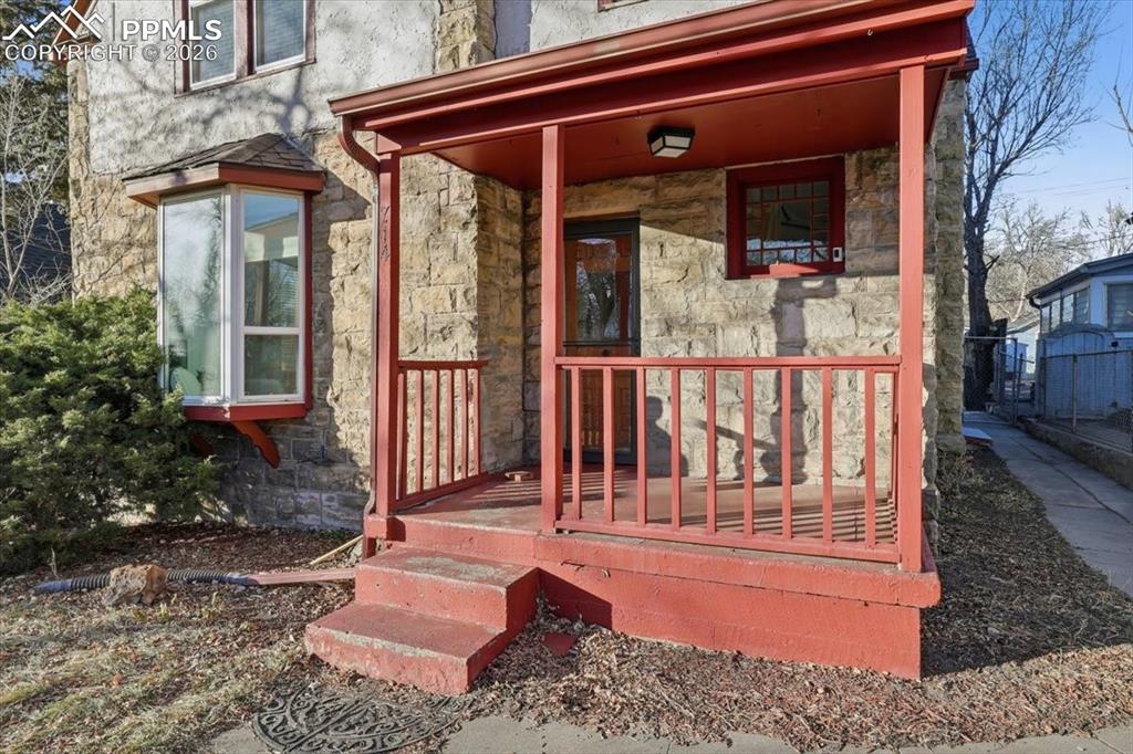 Image 3 of 48: Entry