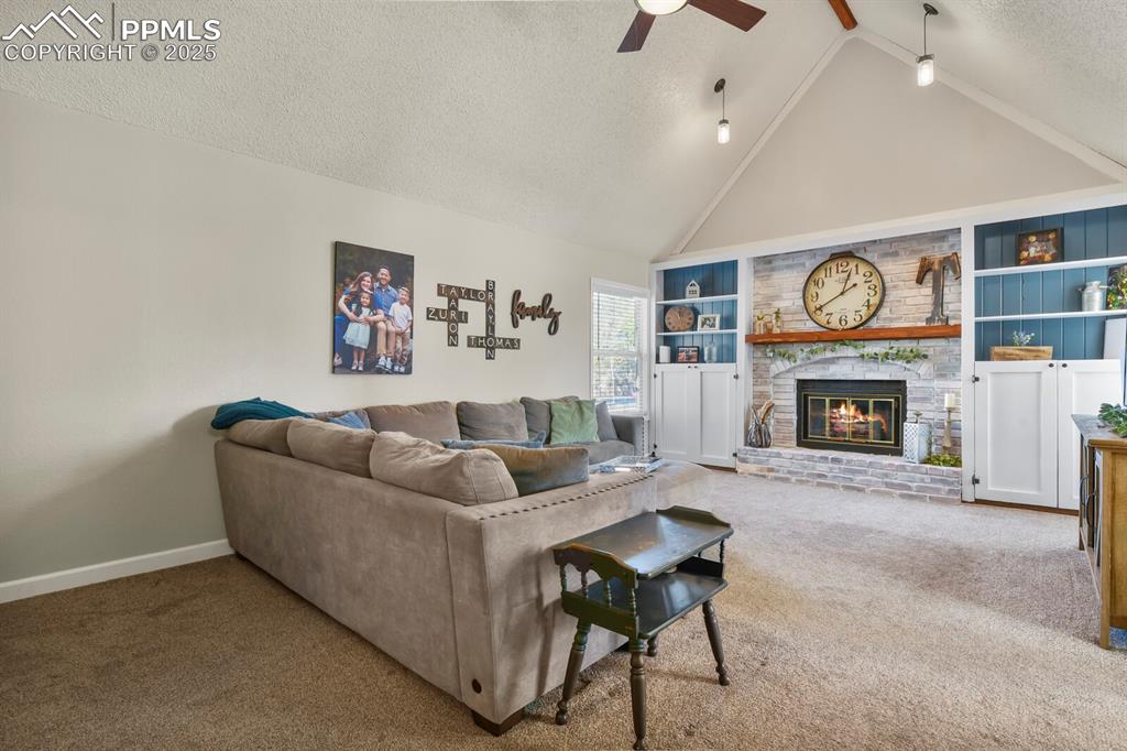 Image 21 of 50: So much space!