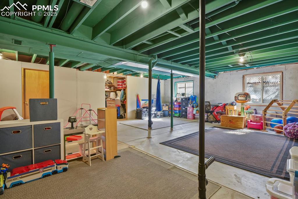 Image 41 of 50: So Much Potential here!!