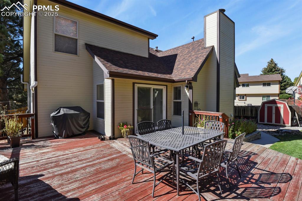 Image 45 of 50: The spacious storage shed stays!