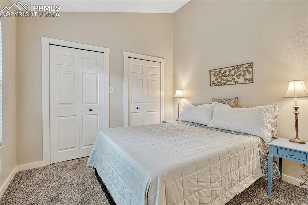 Image 17 of 38: Bedroom