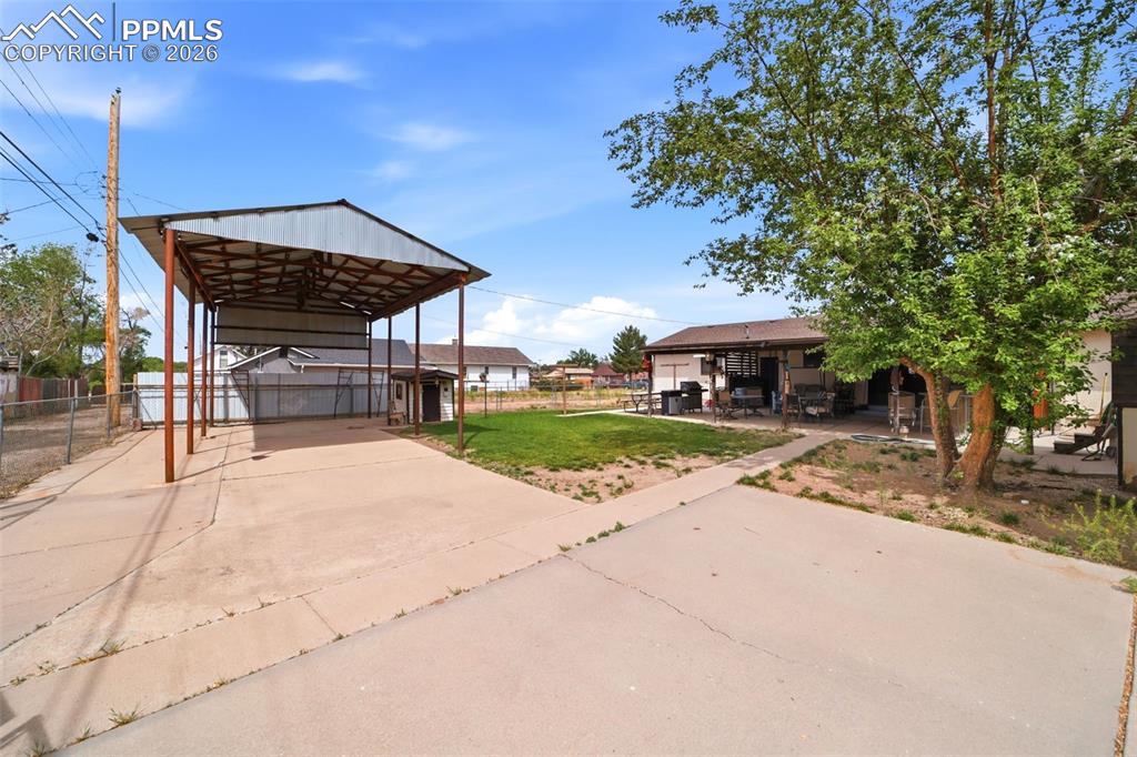 Image 11 of 31: No Description Available