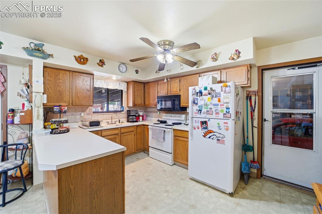 Image 19 of 31: No Description Available