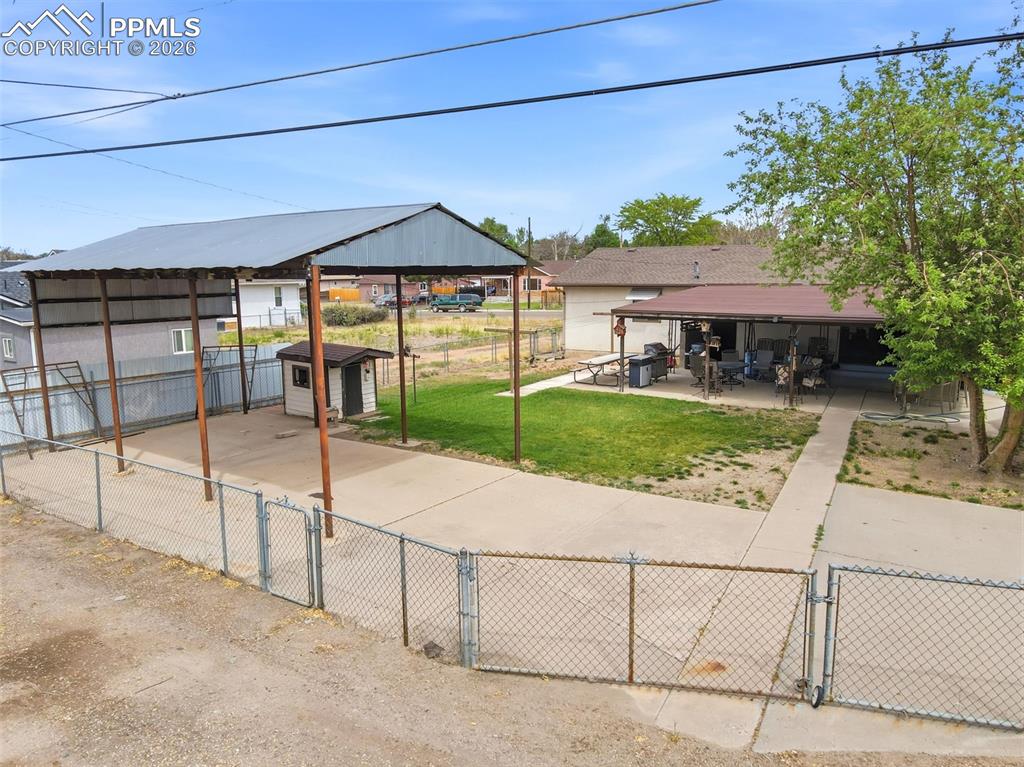 Image 3 of 31: No Description Available