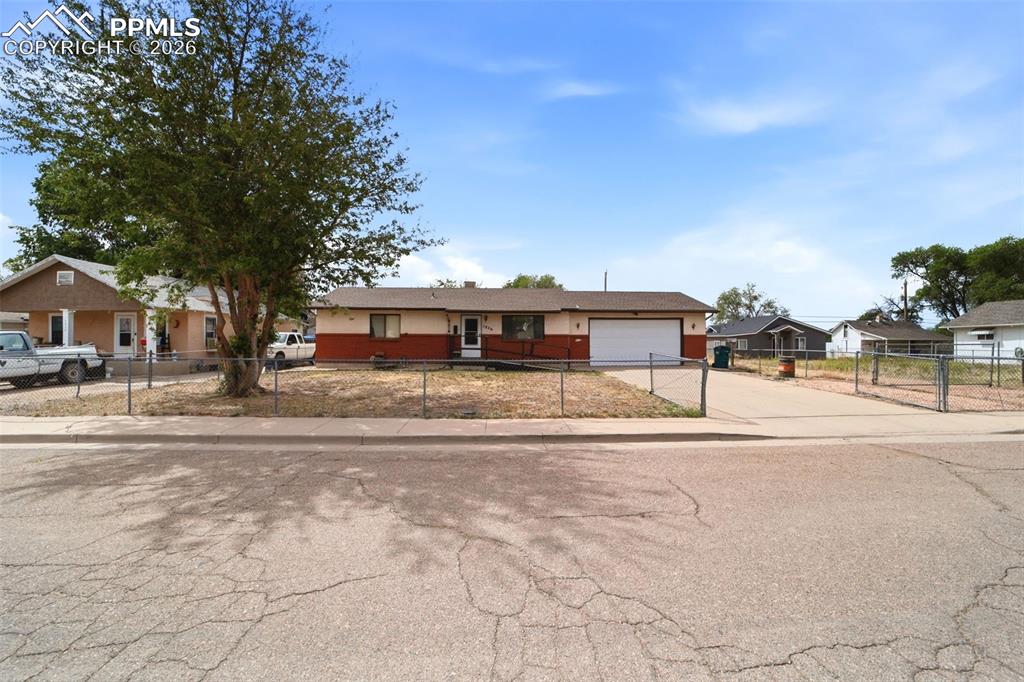 Image 30 of 31: No Description Available