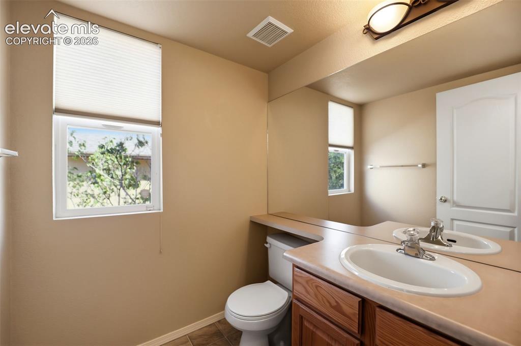 Image 6 of 47: Half bath