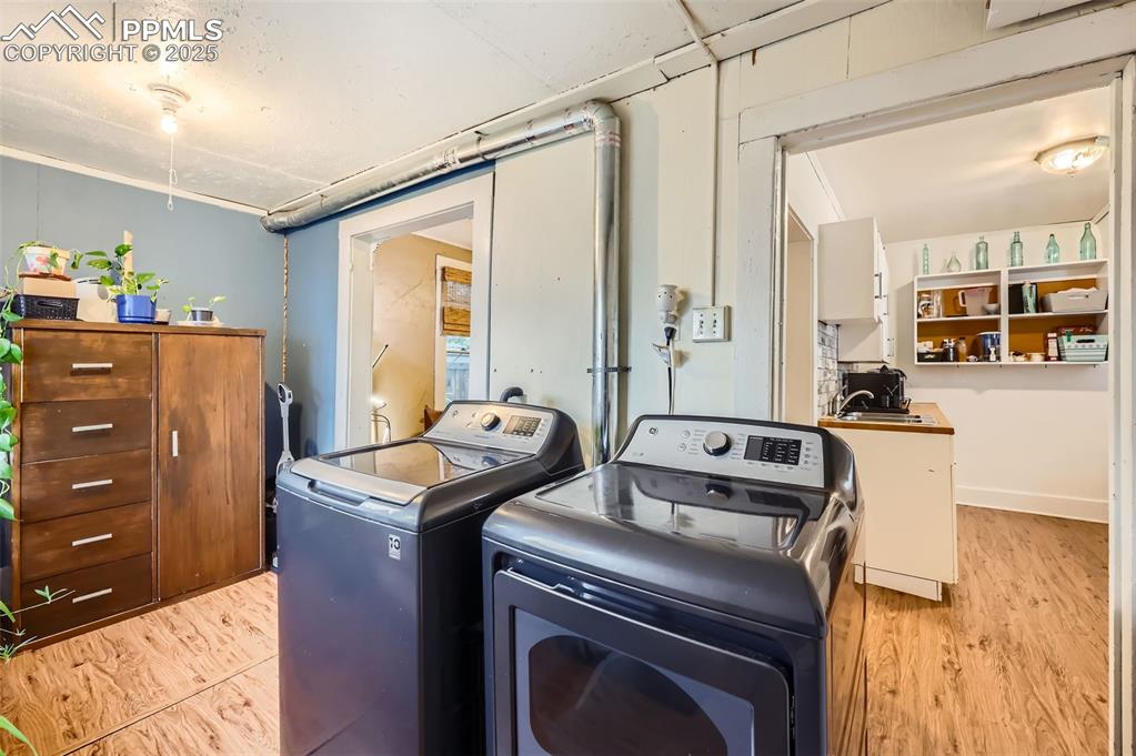 Image 16 of 20: main level