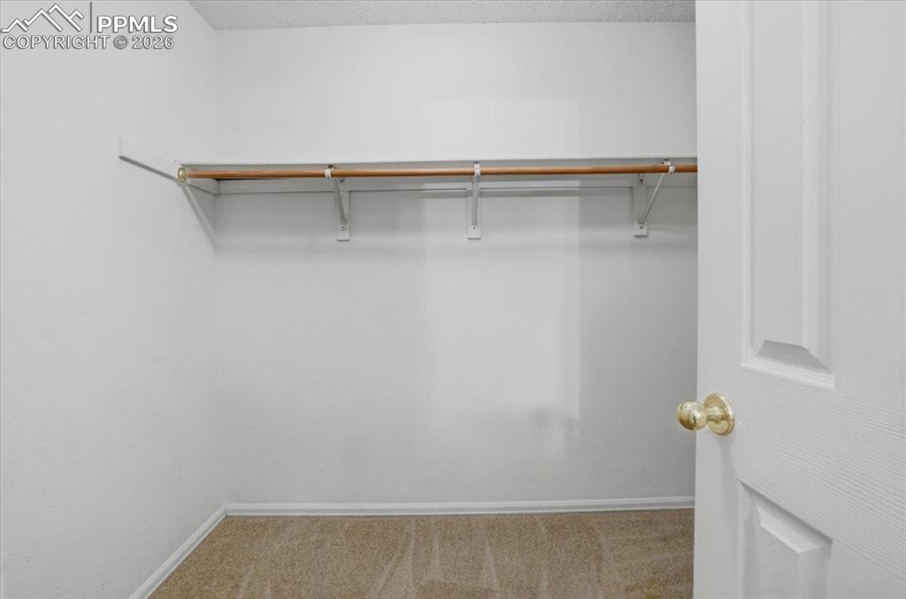 Image 21 of 38: Closet