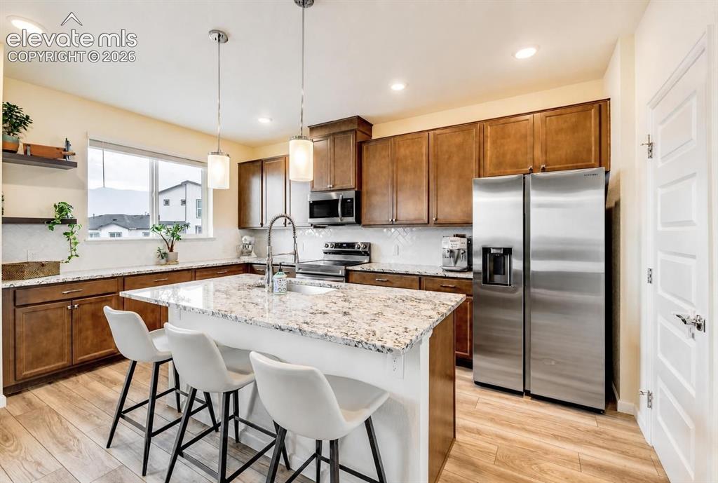 Image 8 of 39: Kitchen