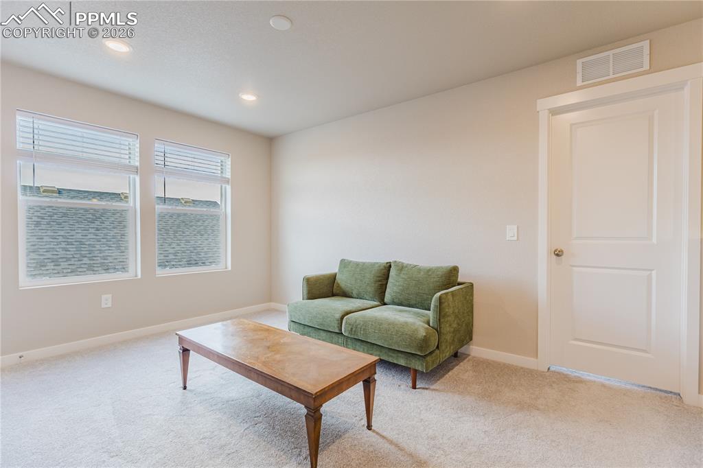 Image 24 of 43: Living Room