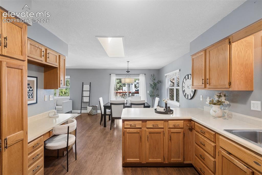 Image 9 of 36: Kitchen