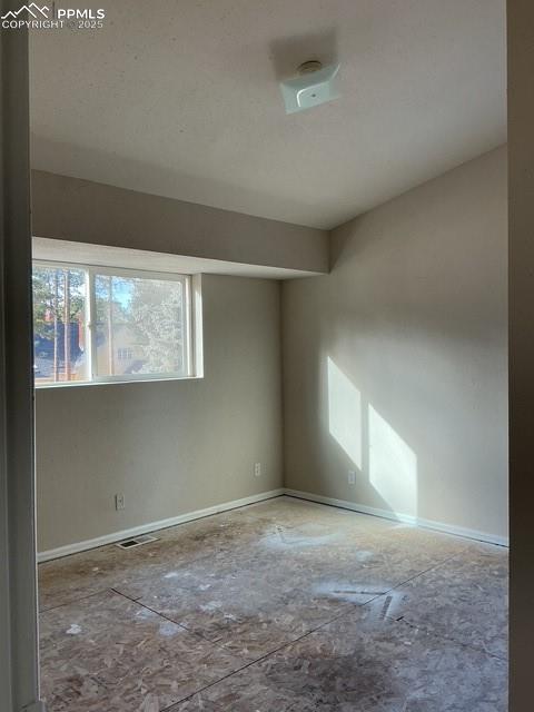 Image 27 of 30: 2nd Bdrm view from hall