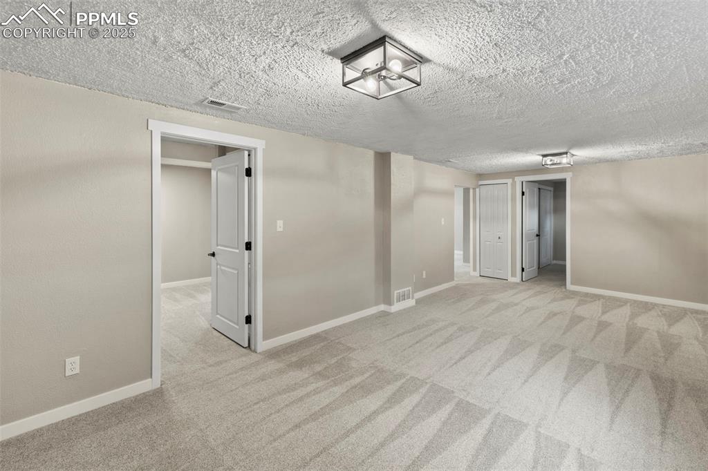 Image 22 of 38: Family Room