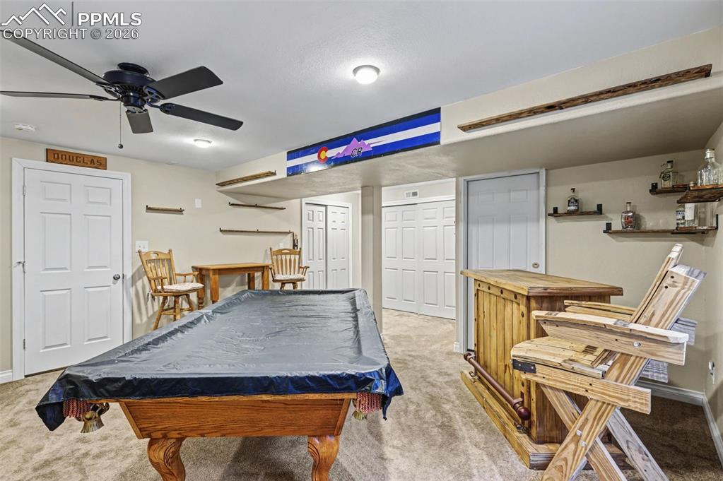 Image 29 of 40: Bedroom