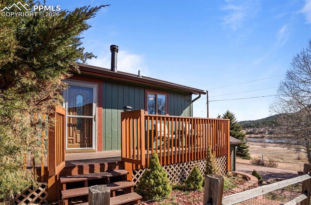 Image 23 of 27: Sitting Room