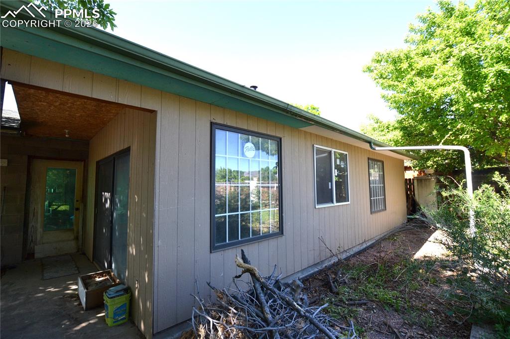 Image 39 of 50: Side of Structure