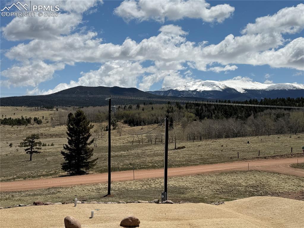 Image 12 of 40: View