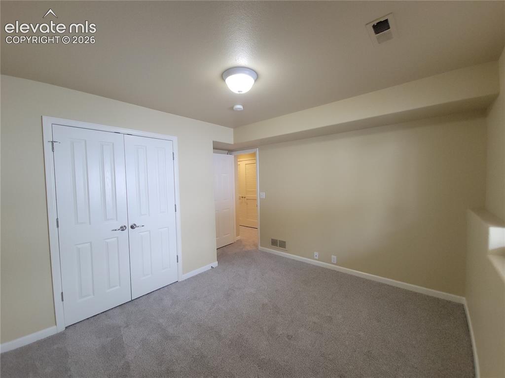 Image 15 of 19: Bedroom