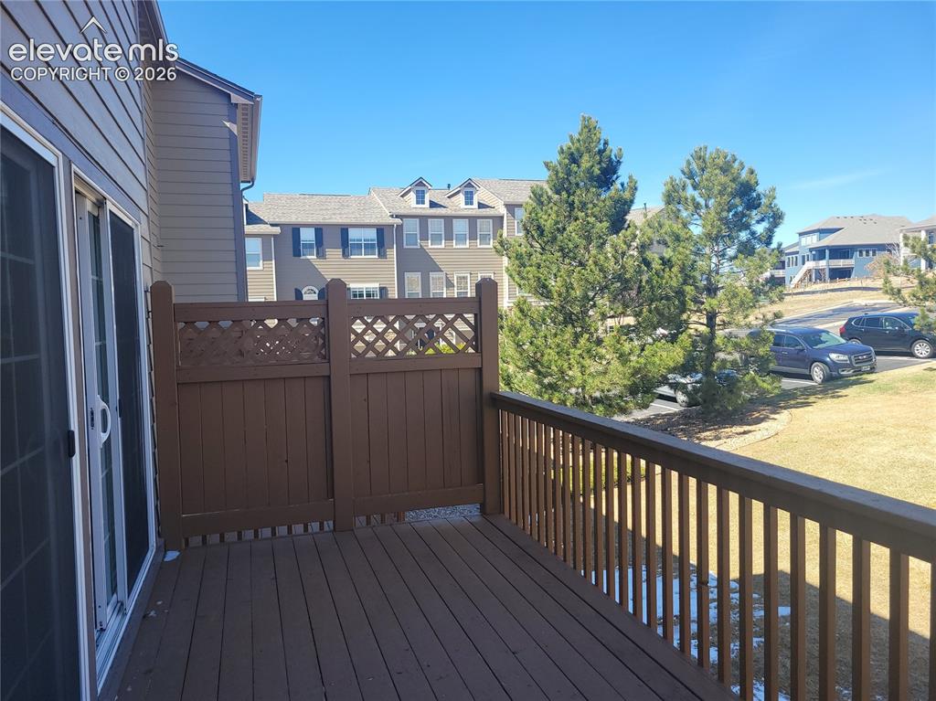 Image 19 of 19: Deck