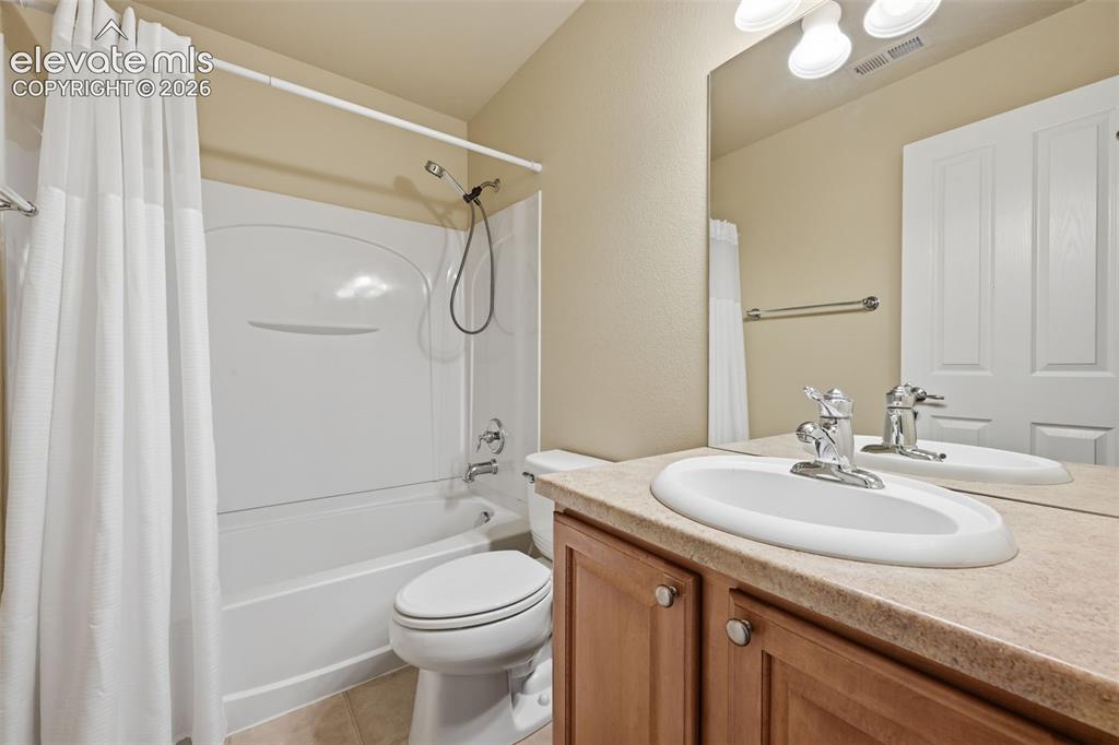 Image 21 of 23: Full Bath Upstairs