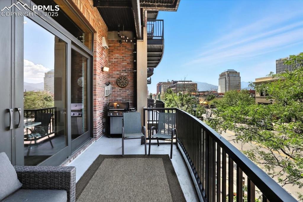 Image 27 of 29: Balcony