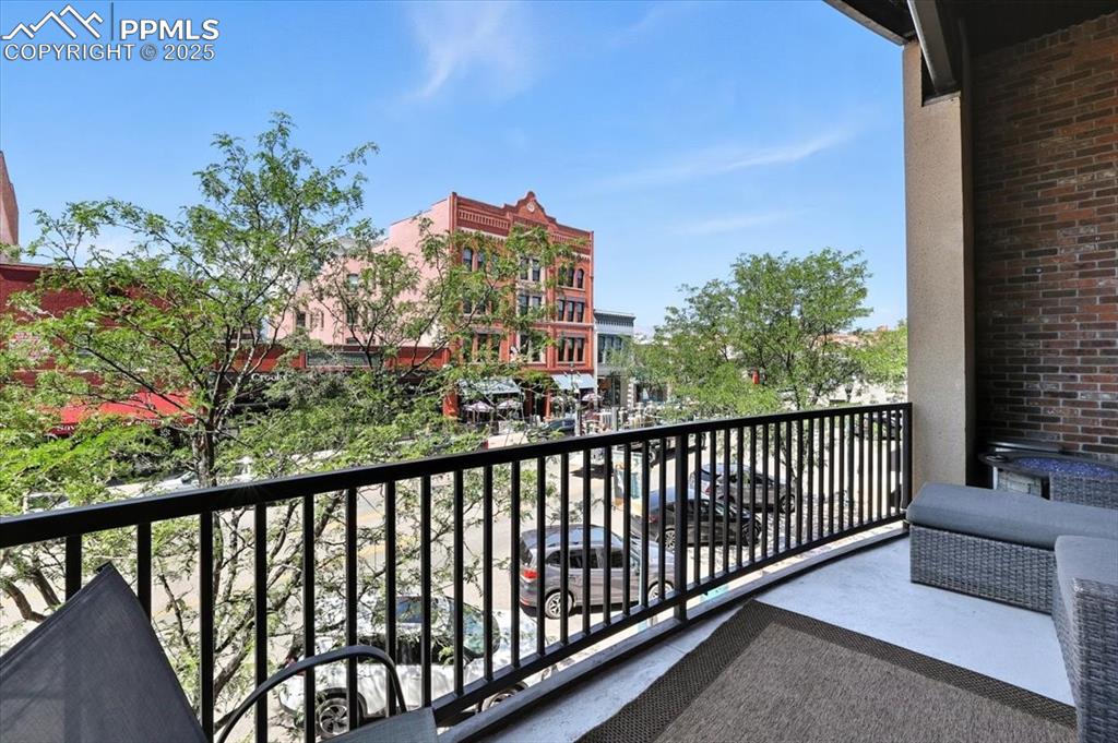 Image 29 of 29: Balcony