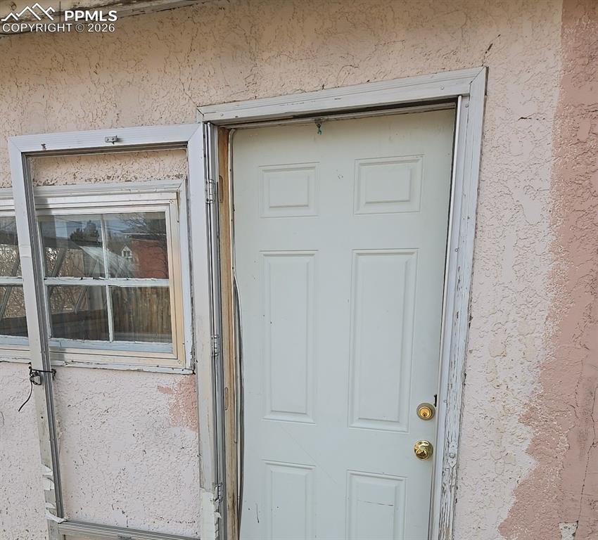 Image 15 of 47: Side of Structure