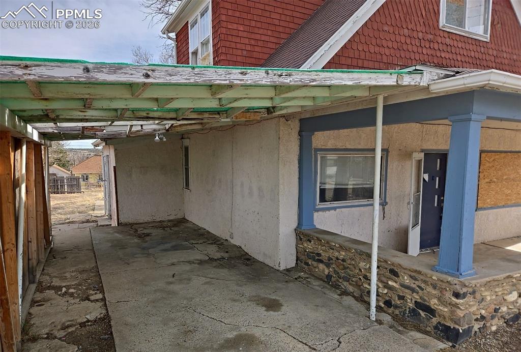 Image 17 of 47: Patio