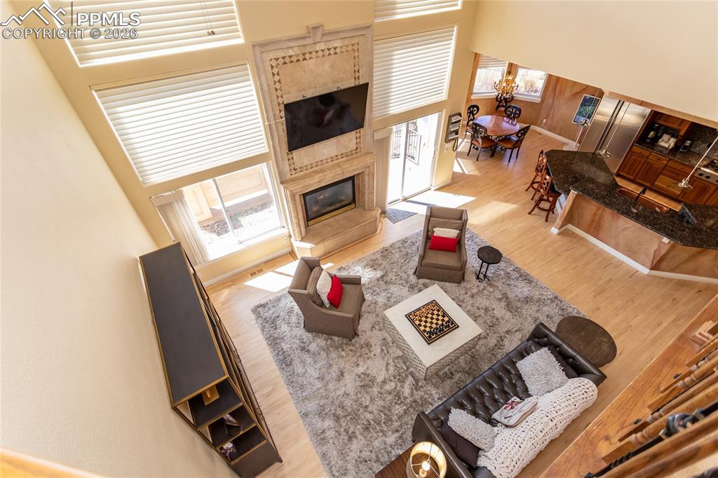 Image 15 of 50: Living Room