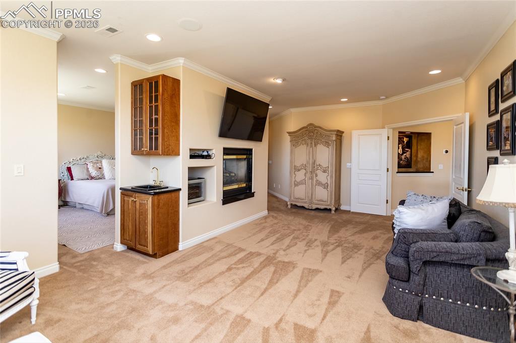 Image 23 of 50: Master Bedroom