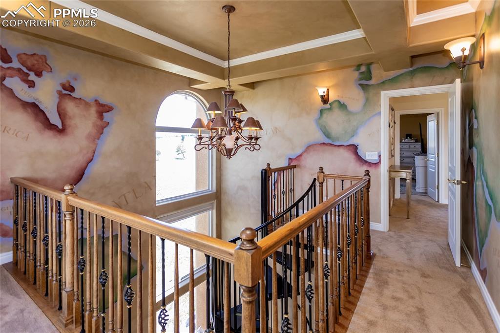 Image 35 of 50: Loft